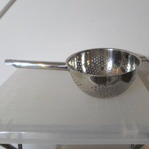 Stainless Steel Colander / Strainer with Handle